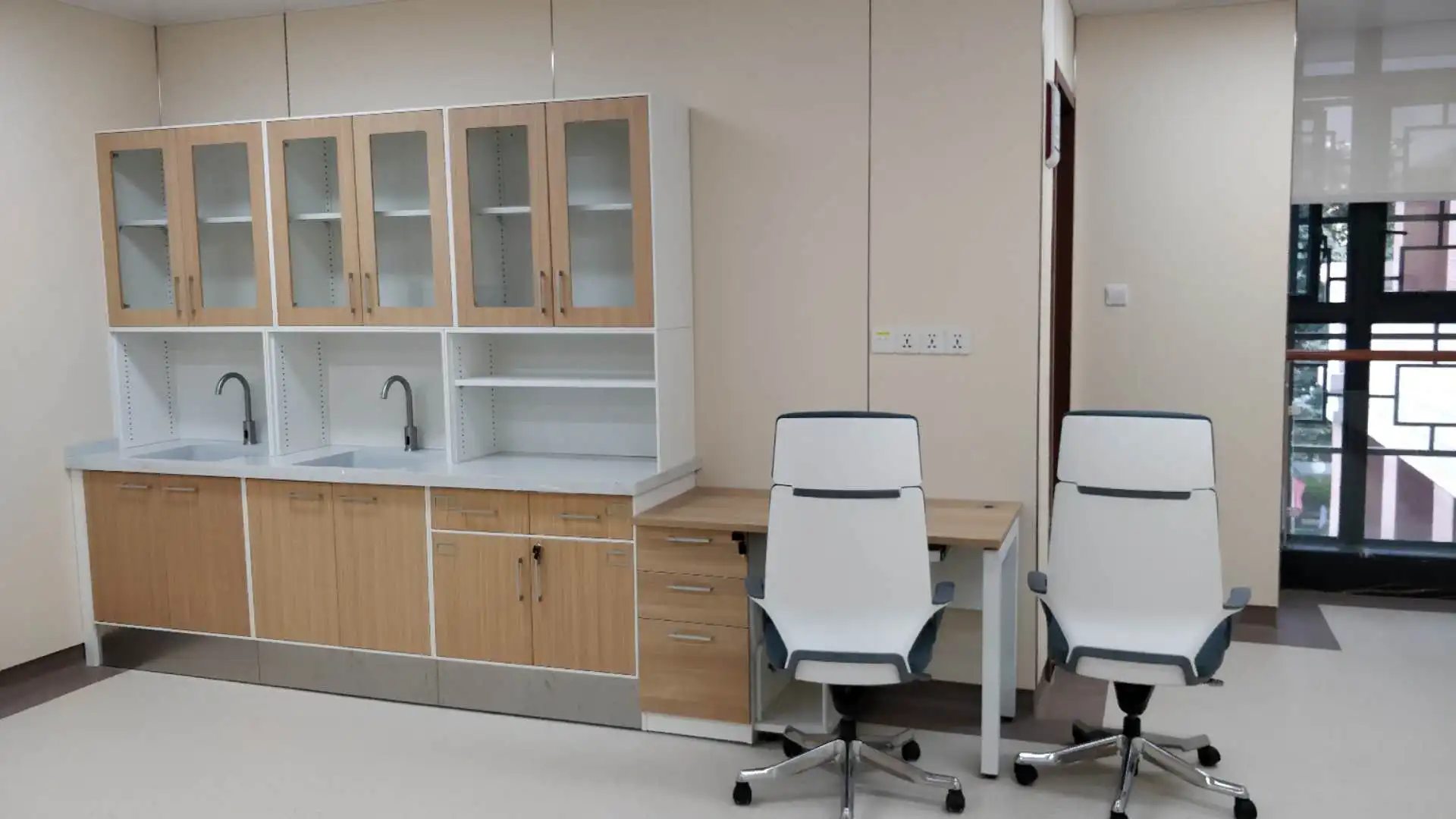 Hospital All Steel Laboratory Cabinets with Wall bench wall hanging cabinet lab workbench