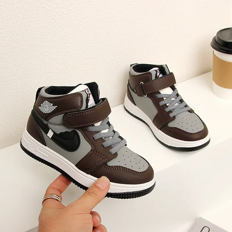 Boys and girls  new sneakers breathable non-slip medium and large children sports shoes soft sole spring and autumn shoes