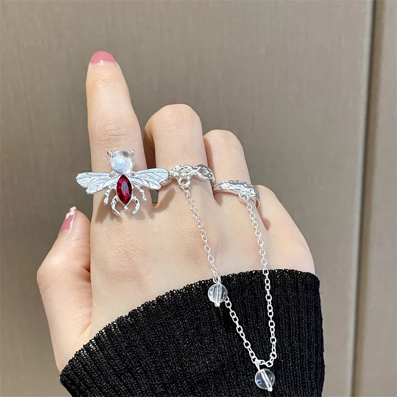 JUHU 2022 Cute Two-piece combination niche design small bee shape open ring simple pearl tassel alloy tide ring