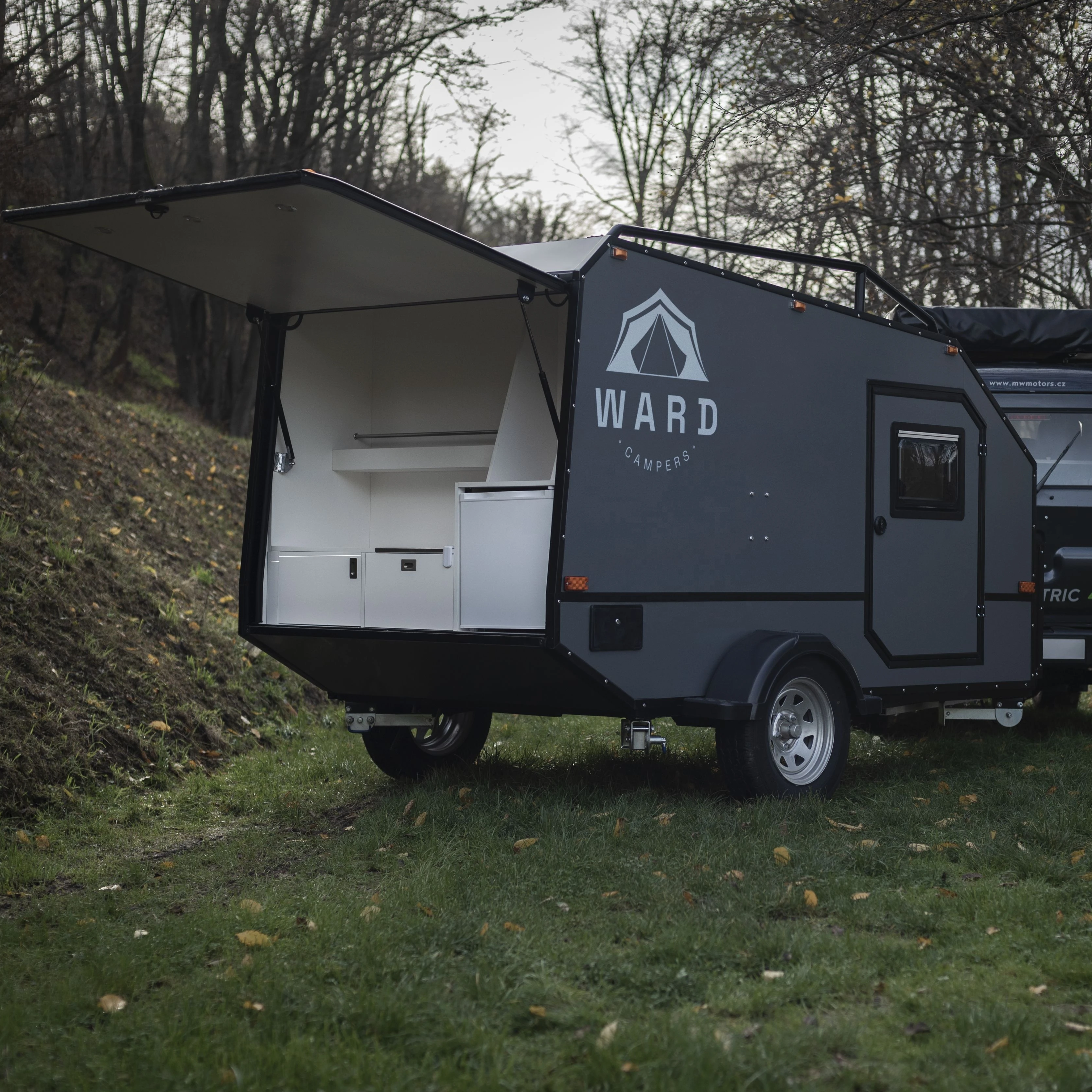 Traction Recreational Truck Camper Vehicle Off Road Caravan Trailer Camping