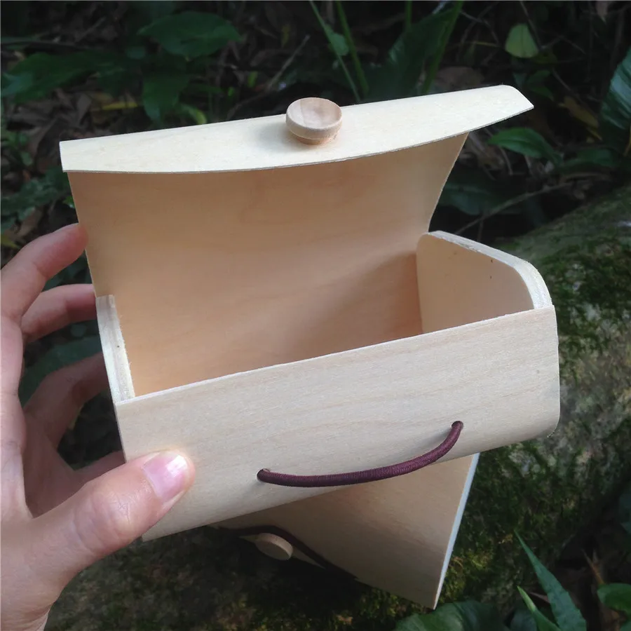 Soft Wood Square Sepcial Packing Wooden Candy Box