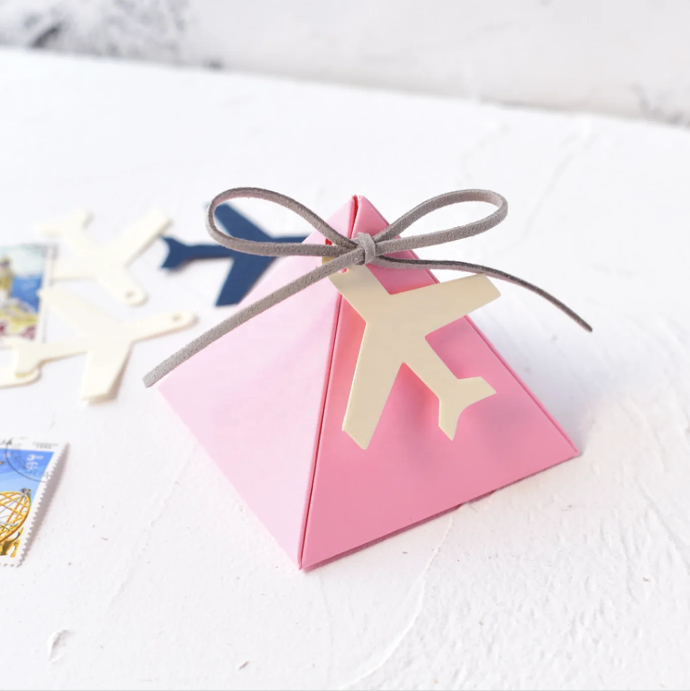 Pyramid Chinese new year party flower Christmas baby shower wedding favor small candy door gift packaging paper box for guests