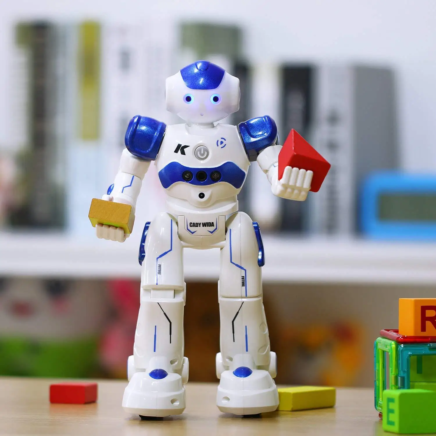 Продажа интеллектуальных игрушечных роботов с управлением