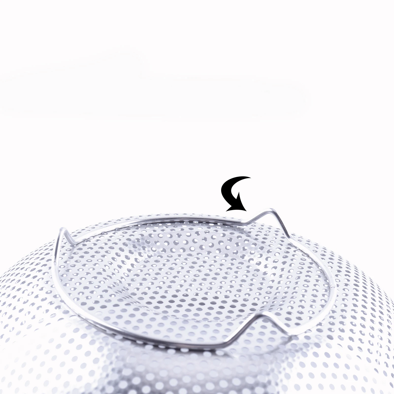 Stainless Steel Self-Draining Heavy Duty Kitchen Strainer with Heat Resistant hanging ring for Rice Noodles