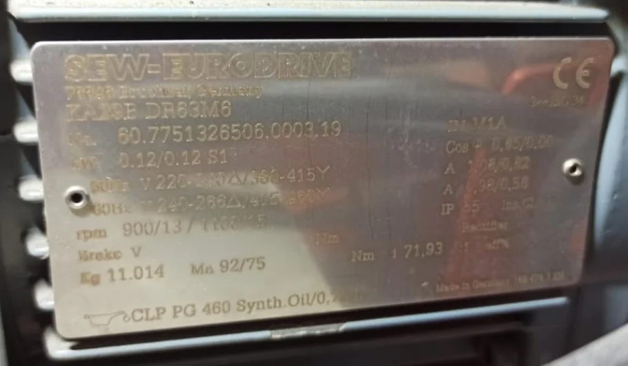 Шить EURODRIVE шить мотор KA97 DRS132MC4BE11/TH/ES7S 60.7533204703.0007.18 OG73UN1024 редуктор
