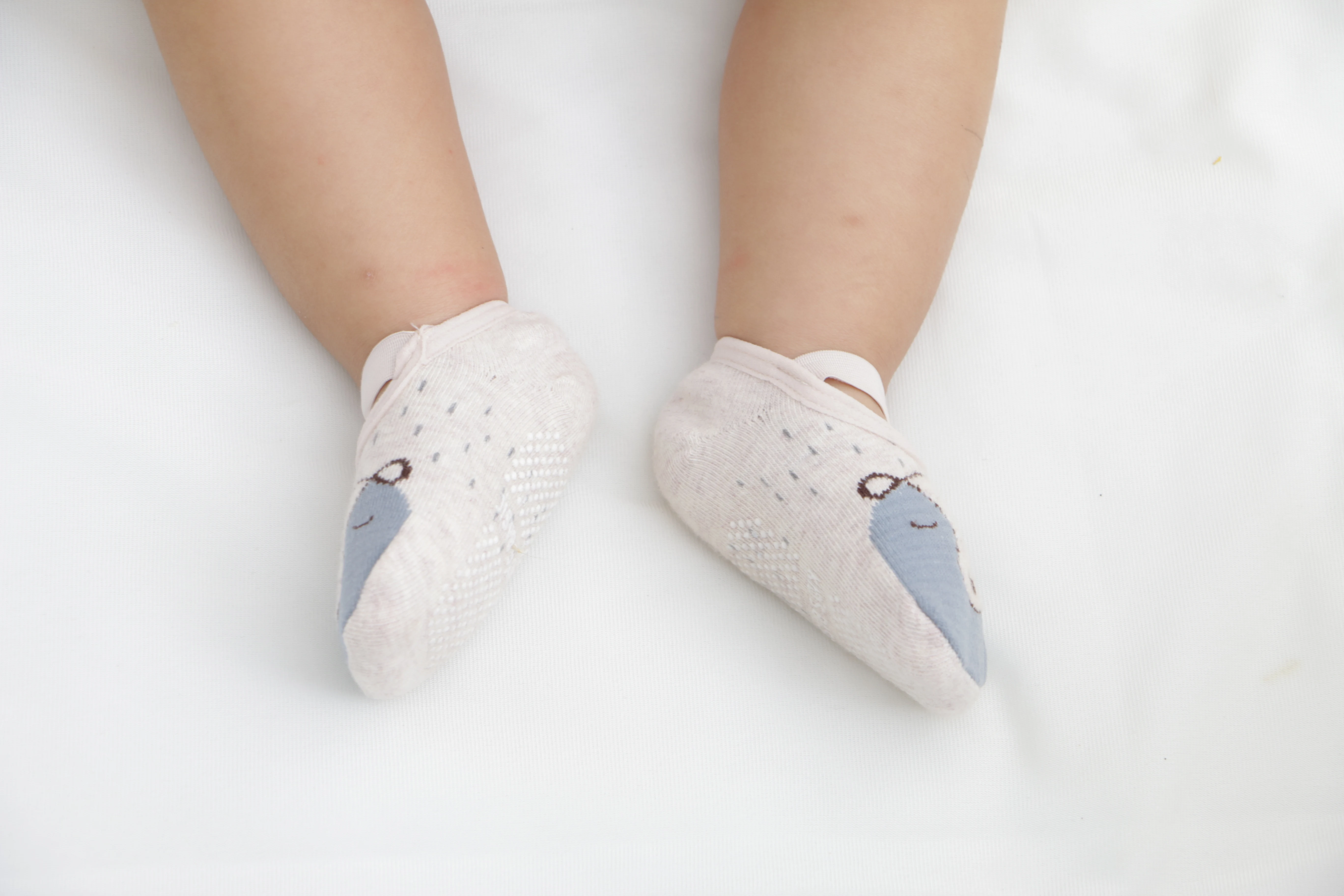 Baby Fashion Girls Boys Cute Shoe Foot Nylon Silk Tube Stockings World