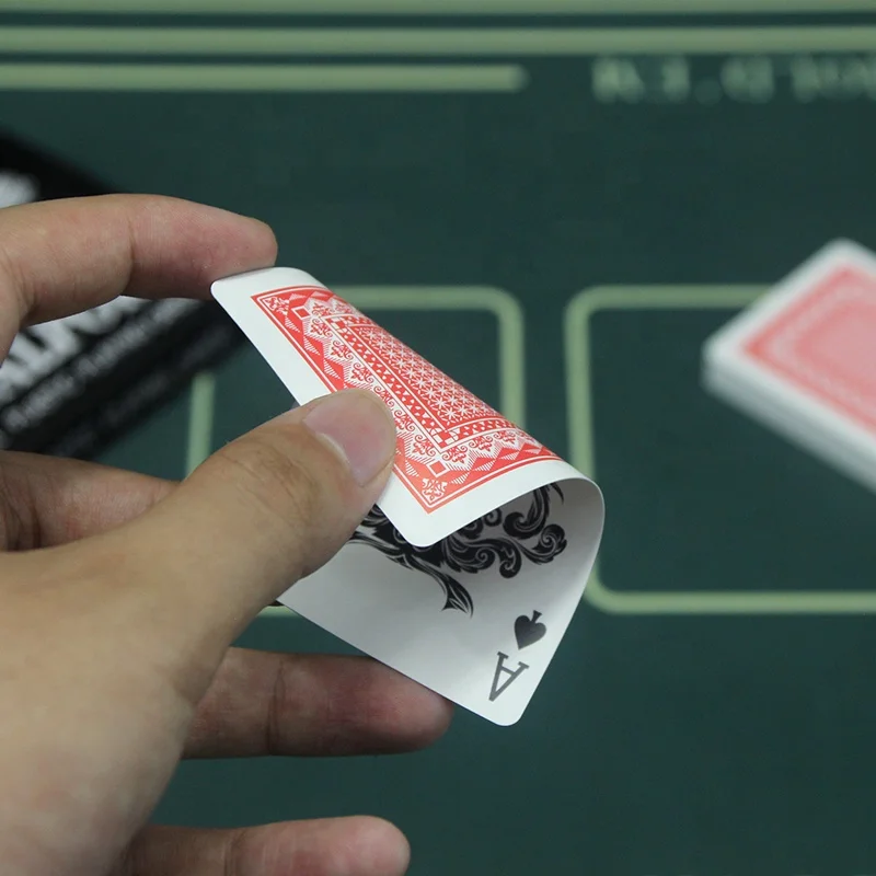 Professional Manufacturer Customized Classic Board Card Game 100% Plastic Playing Poker Cards Double Deck Poker Set