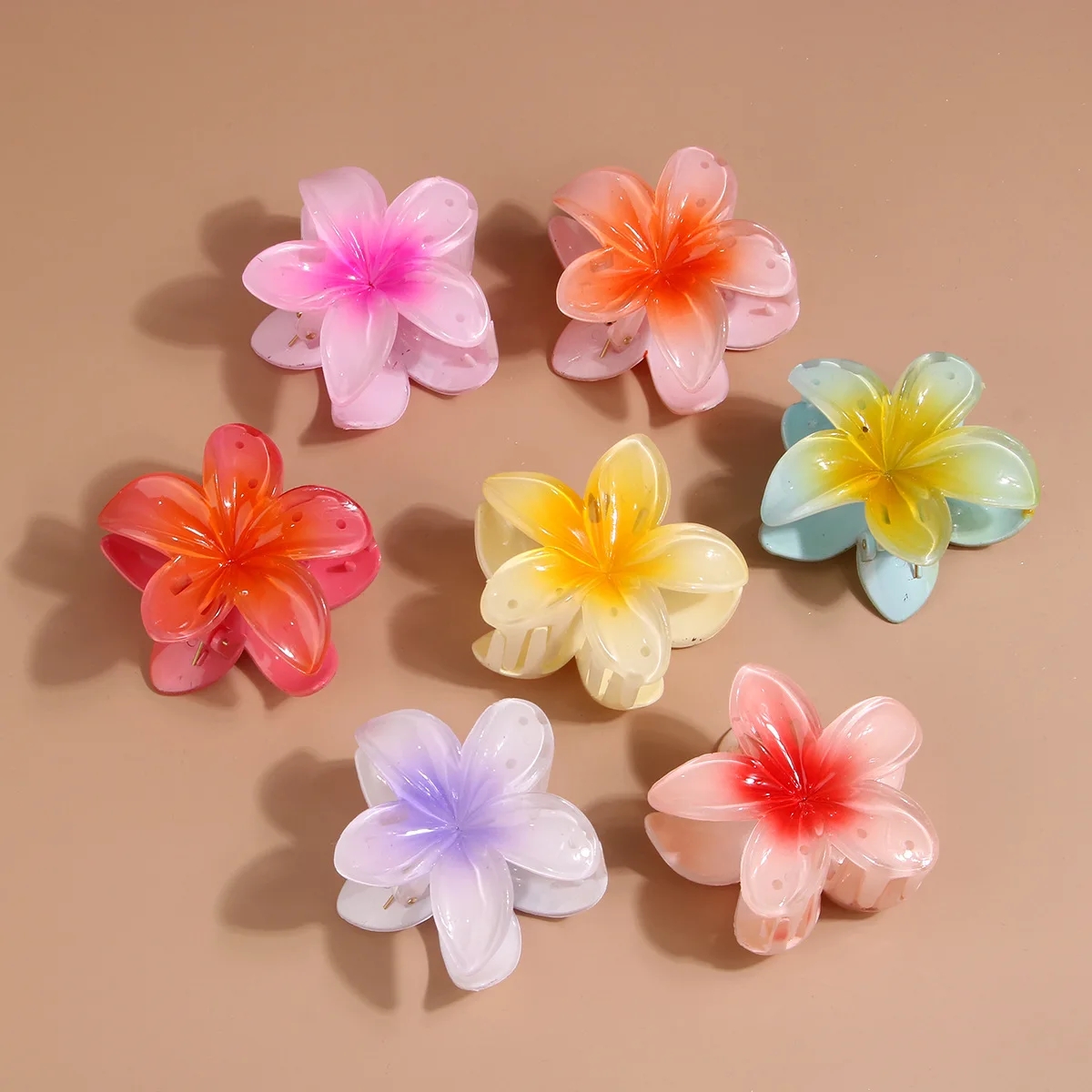 Wholesale Spring Summer Beach Vacation New Ins Beautiful Plumeria Flower Hair Claws Women Hibiscus Hawaiian Frangipani Hair Clip