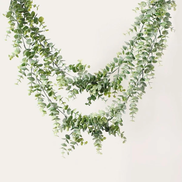Faux Eucalyptus Garland Plant Artificial Vines Hanging Eucalyptus Leaves Greenery Garland for Wedding Backdrop Arch Wall Decor
