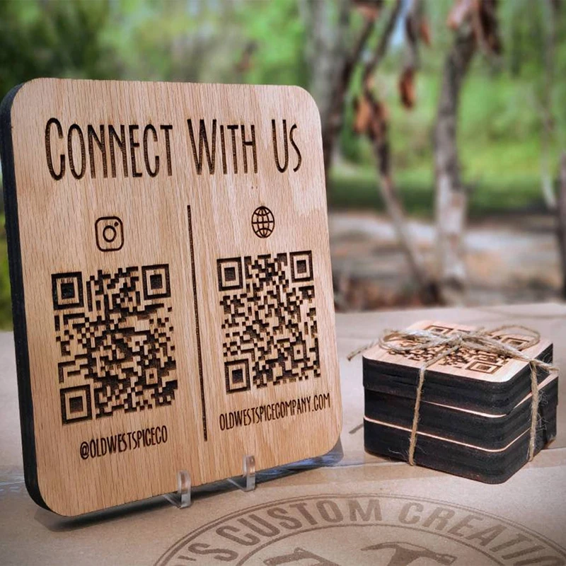 Высокое качество на заказ дерево дуб лазерная гравировка QR код меню Магазин Информация платежный акриловая подставка