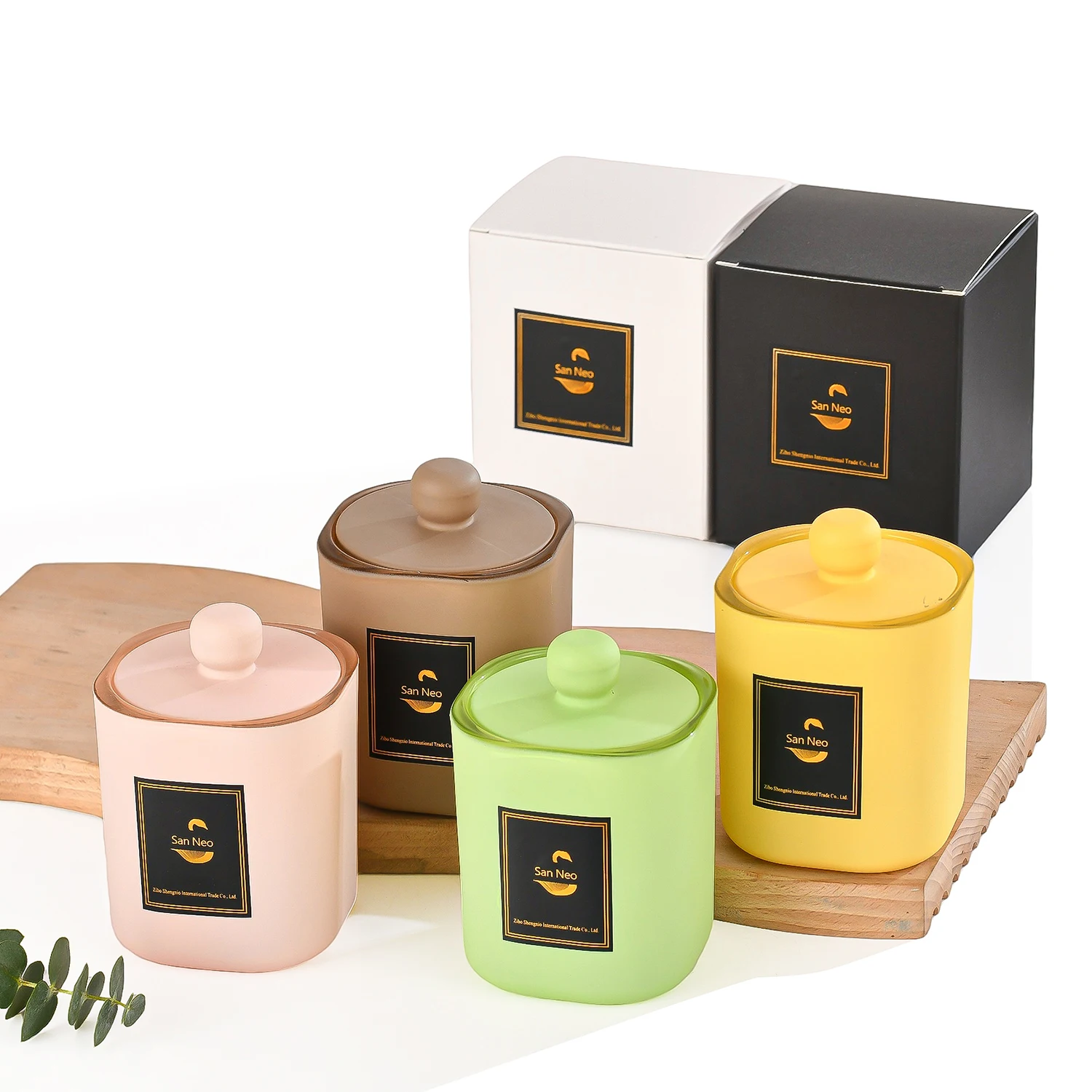 Popular Design Empty Square Glass Jar for Candle Luxury Candle Vessels with Glass Lid and Packaging