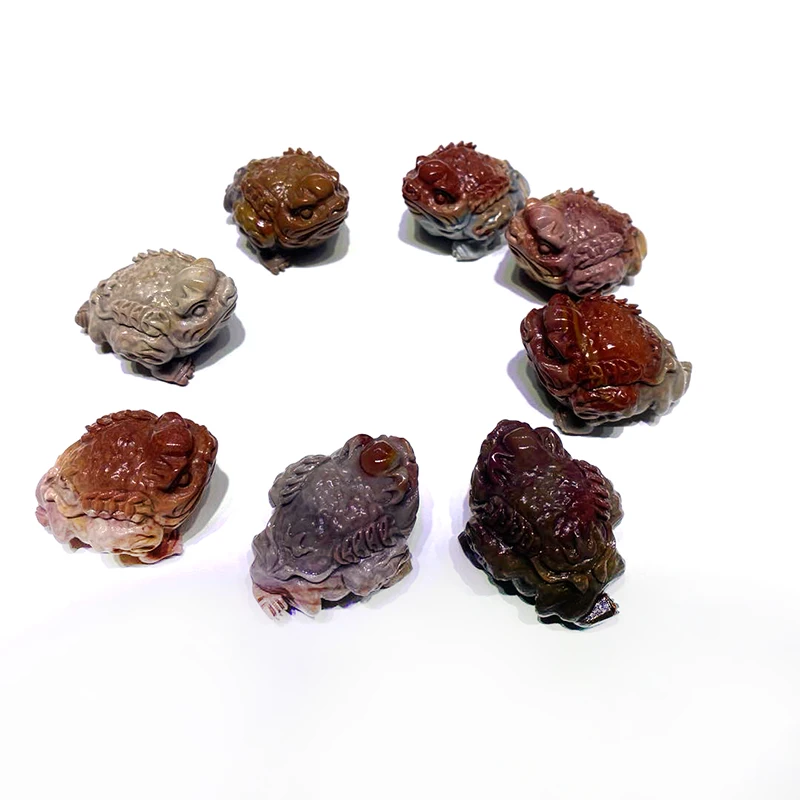 wholesale natural crystal Animal carving Alashan agate crystal Toad carving For feng shui collection
