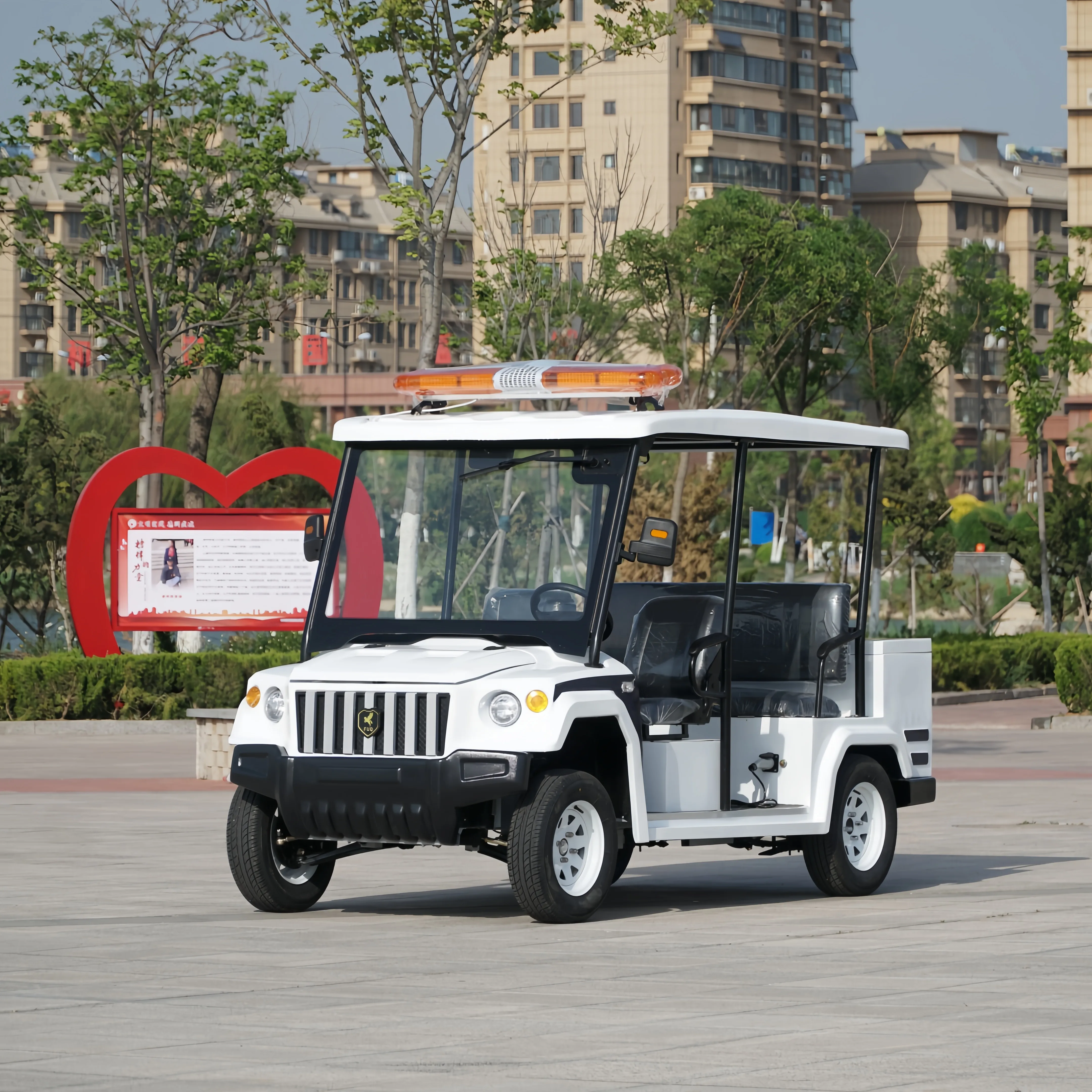 CE certified four-wheel drive four-wheel electric patrol vehicle can accommodate 6-8 people