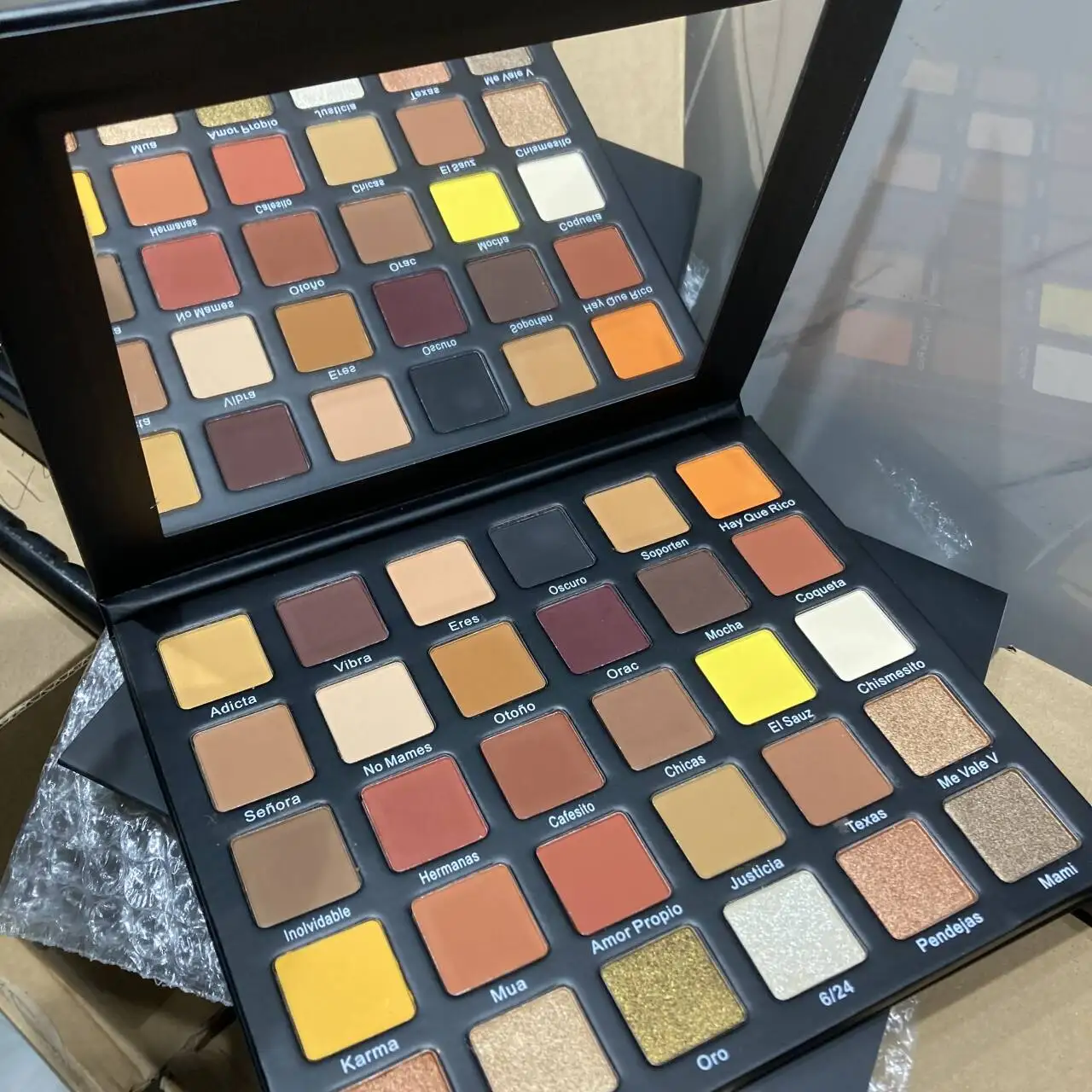 DIY Eye shadow Palette High Pigment Accept Private Label Square Eye shadow Face Makeup Waterproof Eye Shadow