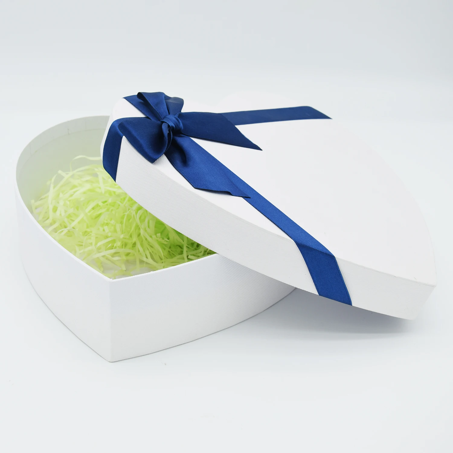 Custom Heart Shape Packaging Gift Box For Chocolate