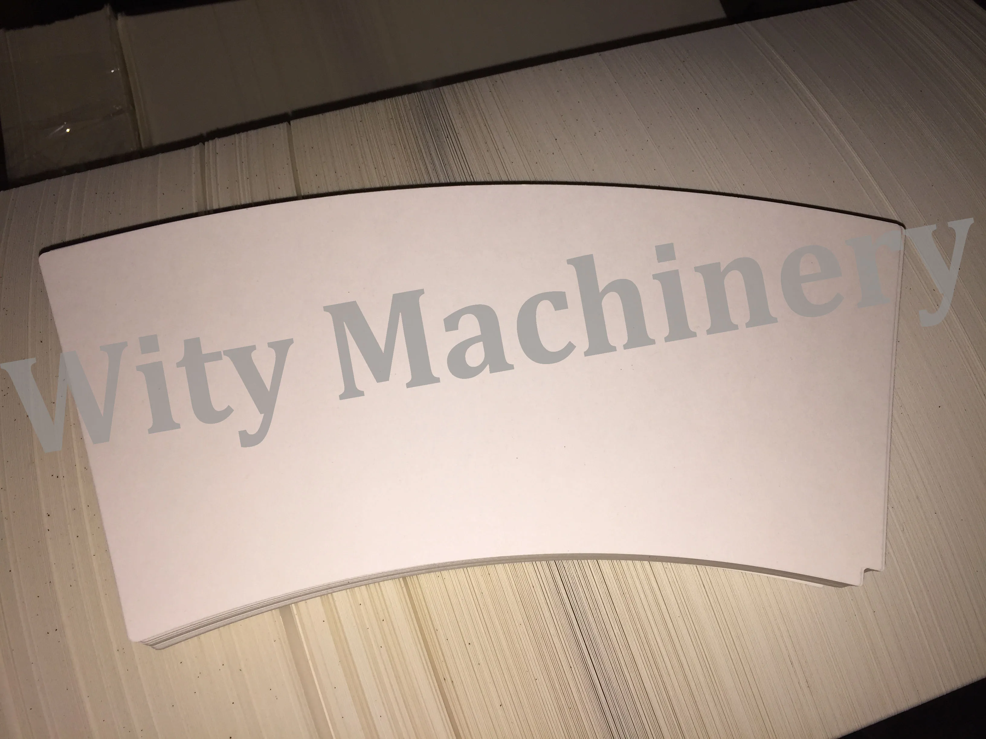 Automatic High Speed Roll Paper Cup Punching Die Cutting Machine