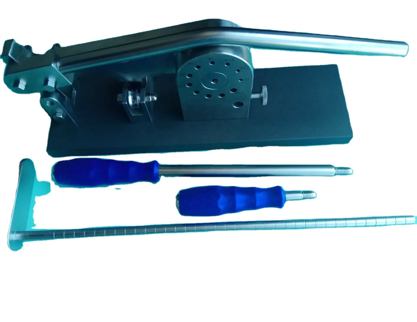 Стержневой резак, стержневой гибочный пресс для хирургии позвоночника