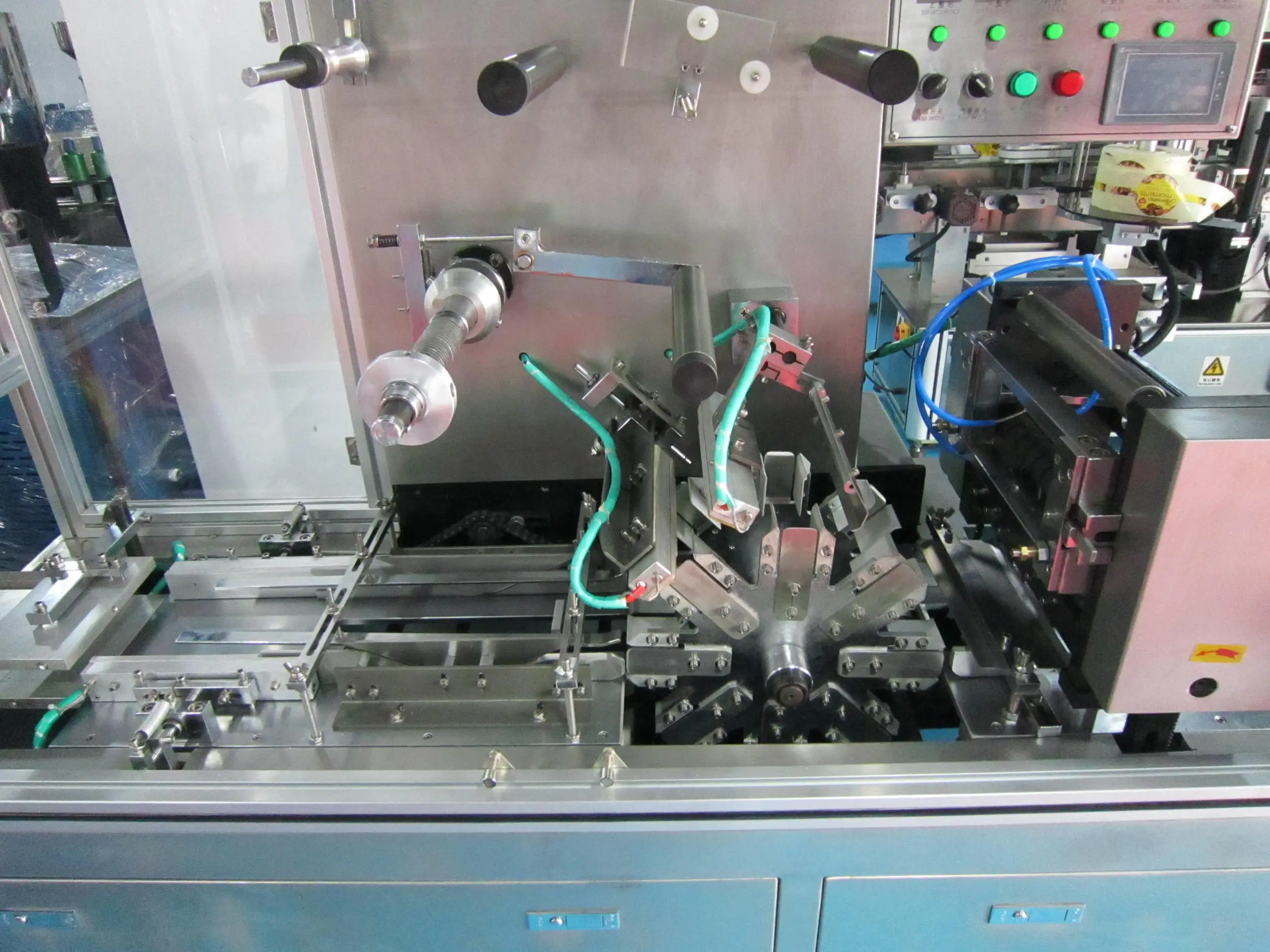 Competitive Price Roll Film Packaging PE PET Composite Film Packaging Automatic Packaging Machine