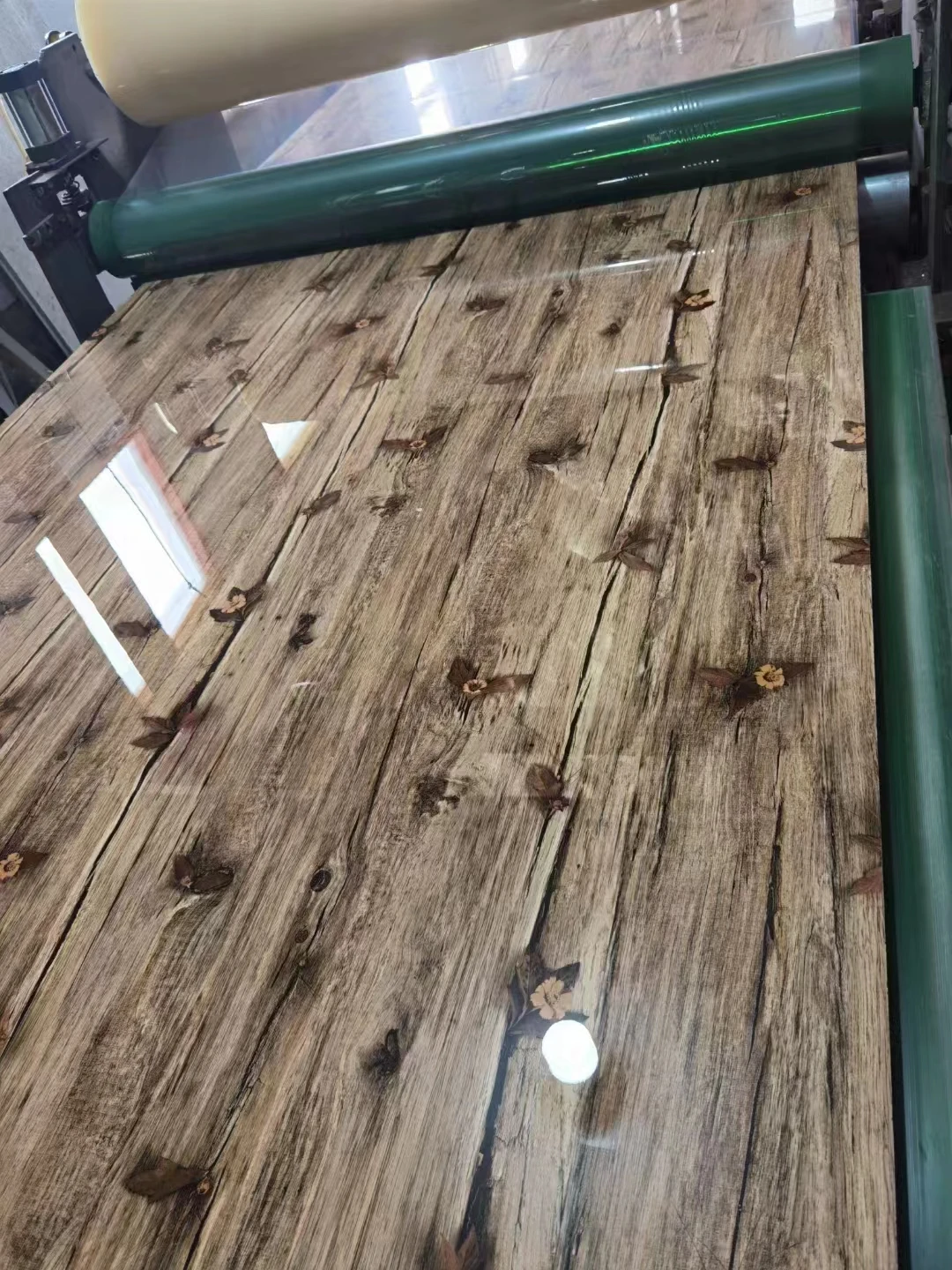 Factory wholesale best price 15mm 18mm HDF MDF hdhmr board green core high gloss mdf board