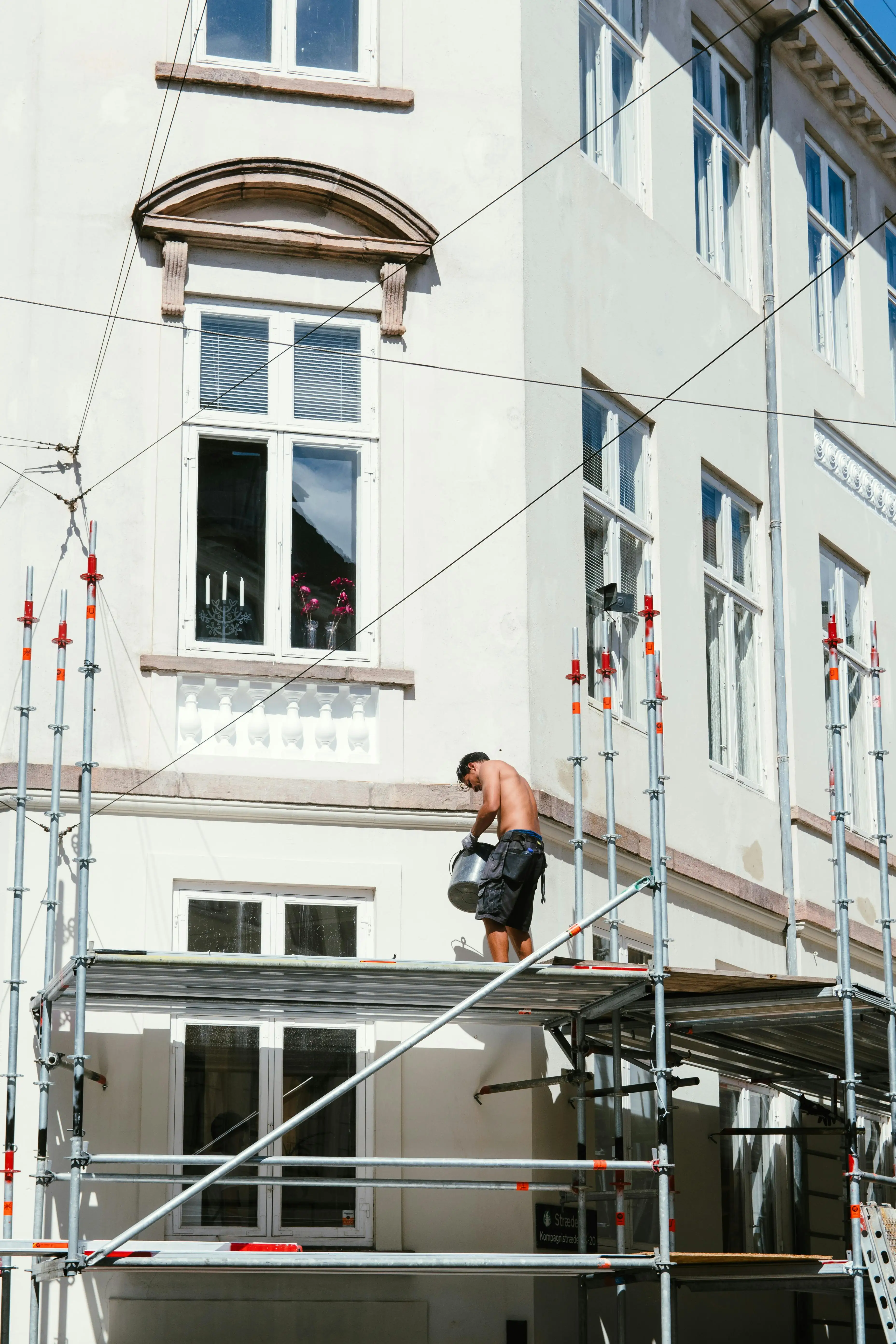 Modern Design Steel Frame Scaffold System for Building Construction Outdoor Warehouse Hotel-Traditional Ladder