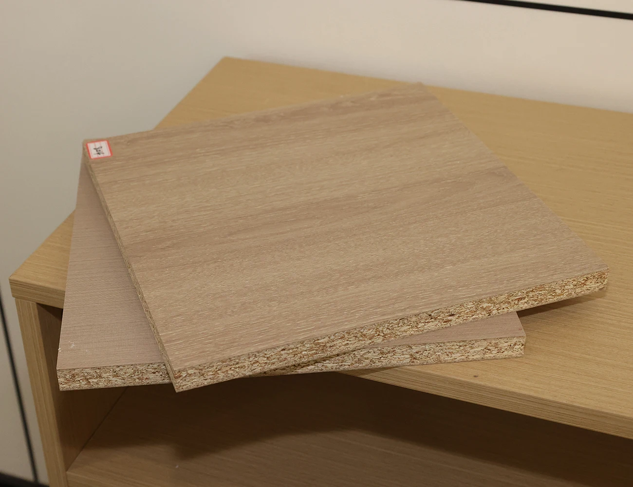 Best Price Wholesale Customized Furniture Used Melamine Faced 16Mm 18Mm Particle Board Chipboard