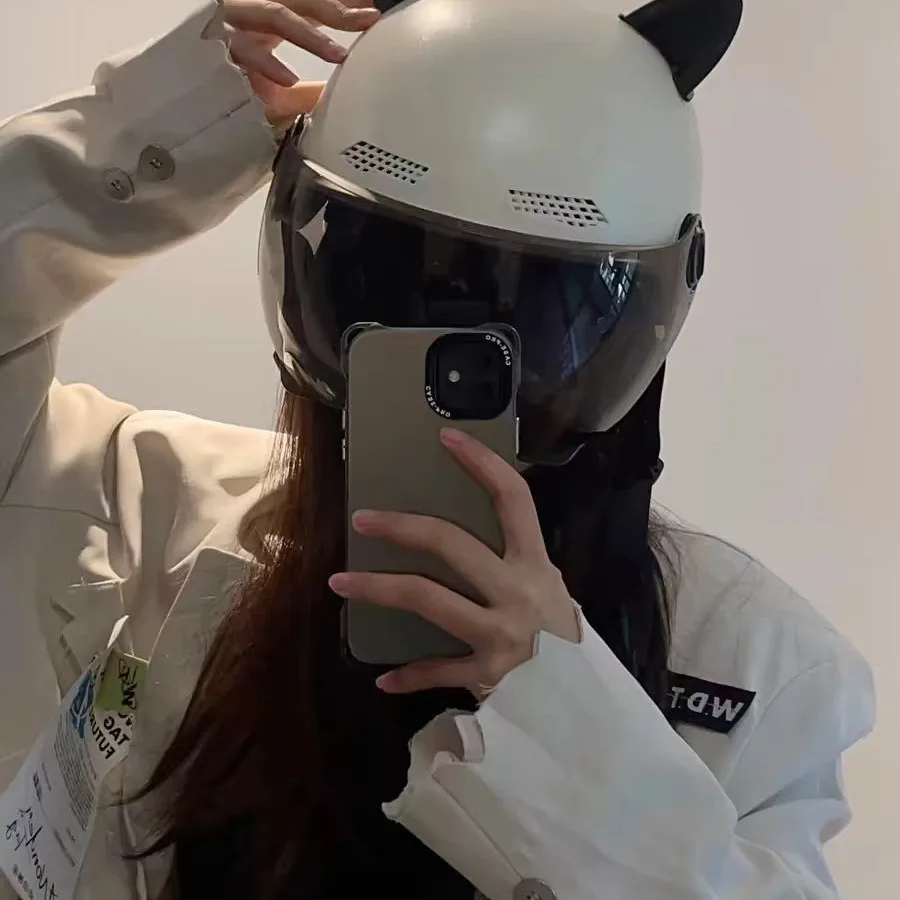 2024 New Arrive 3C certified Fashion women motorcycle helmets tactical helmet safety helmet for riiding an electric bike