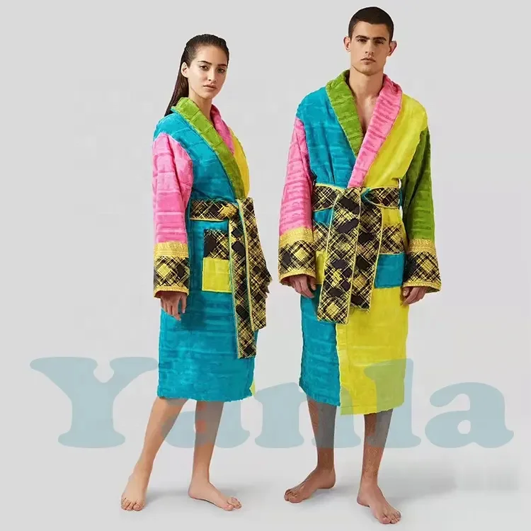 2023 New Luxury Comfortable Designer Plush Robe Famous Brand Cotton Bathrobe For Women and Man