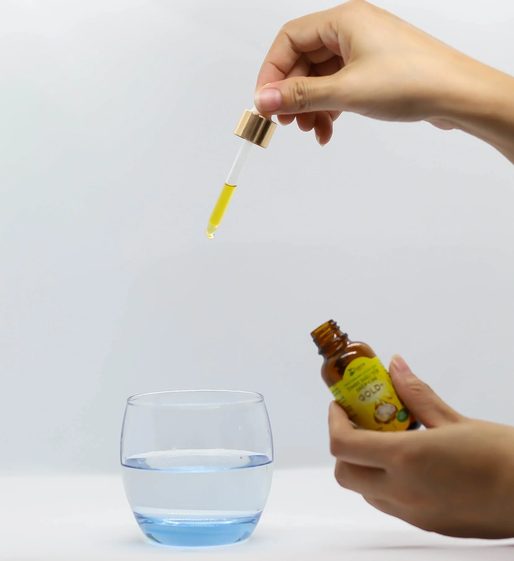 Органическое чесночное масло OEM/ODM/OBM лечение гриппа защита здоровья эфирное чеснока Diep Chi