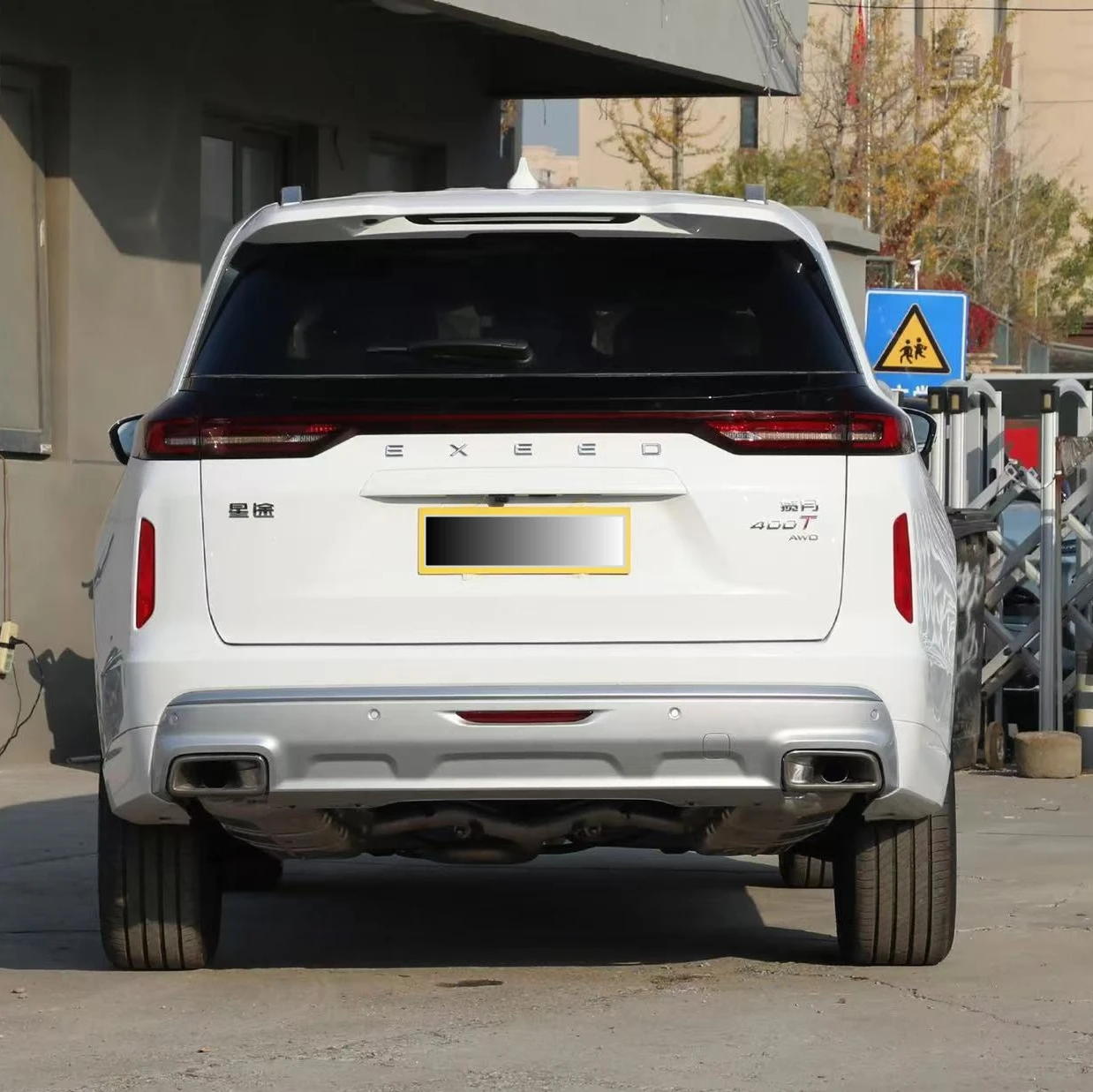 Brand new car exeed Lanyue 2025 2.0T four-wheel drive star-seven seats new vehicle from China