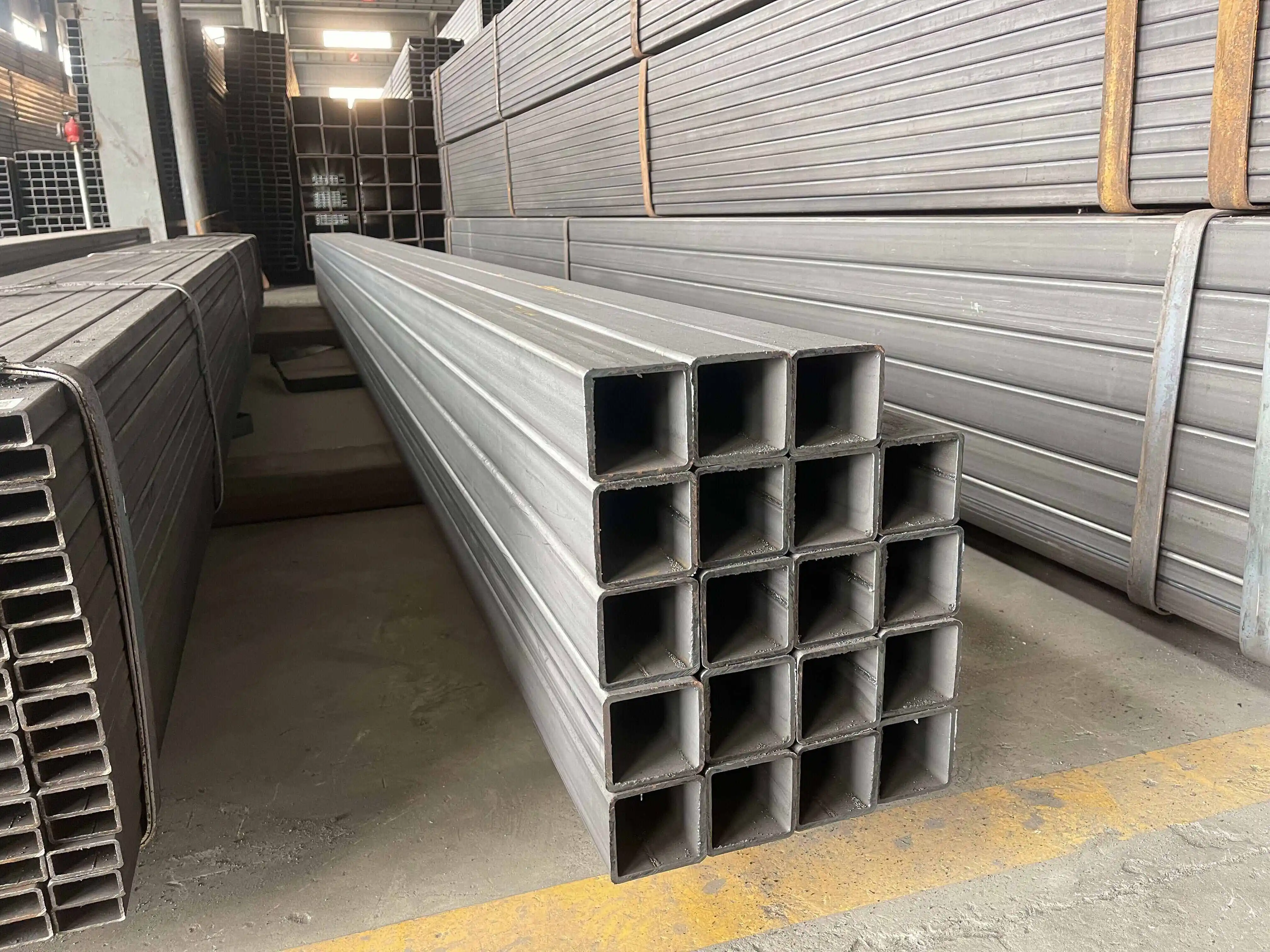 Q235 Q345 Hollow Section 160mm Square Steel Pipes 50X50 Structure Square Steel Tube ASTM A53 Pre Galvanized Square Steel Tube