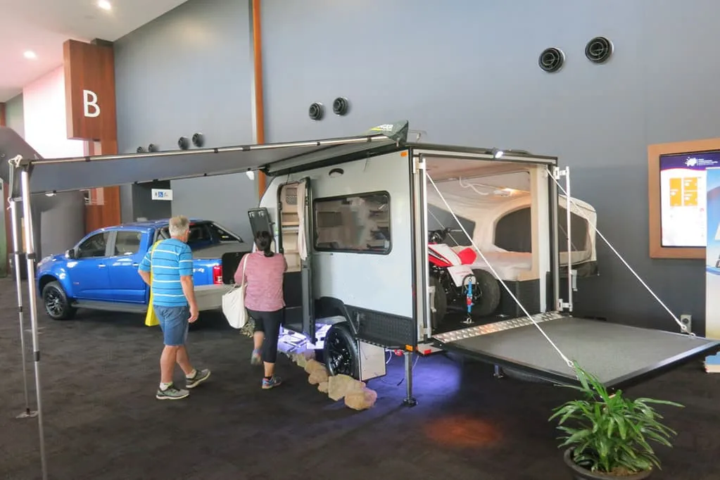 Hot sale mini van ATV Australia standard motorcycle cargo trailer toy hauler with extend bed