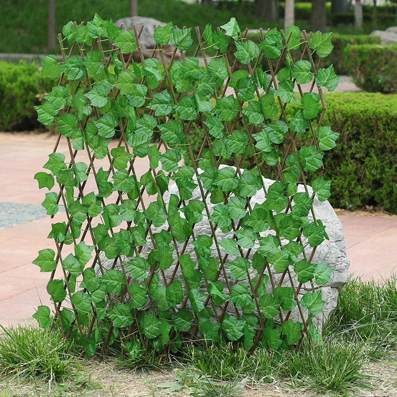 
artificial green leaves wooden fence Wholesale plastic green fence plastic ivy fence 