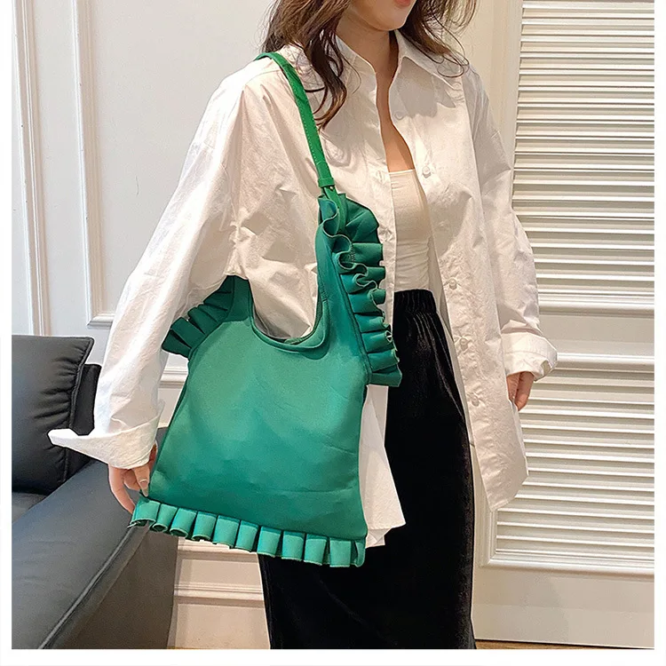 Elegant Ruffles Bucket Bag Ruched Vest Shaped Shoulder Bags Vintage Style Large Capaccity Wristlet Totes Soft Women Handbags