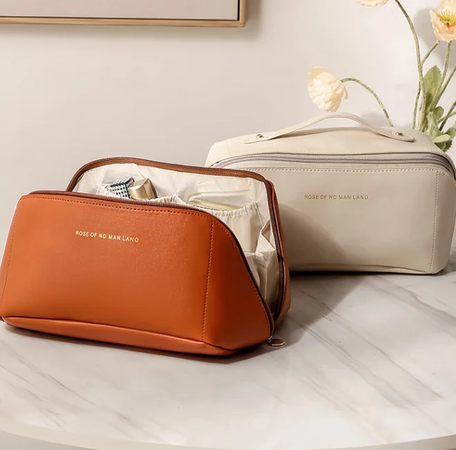 Large Make Up Pouch Portable Waterproof Vegan Leather Makeup Bag Bride Makeup Organizer PU Leather Cosmetic Pouch