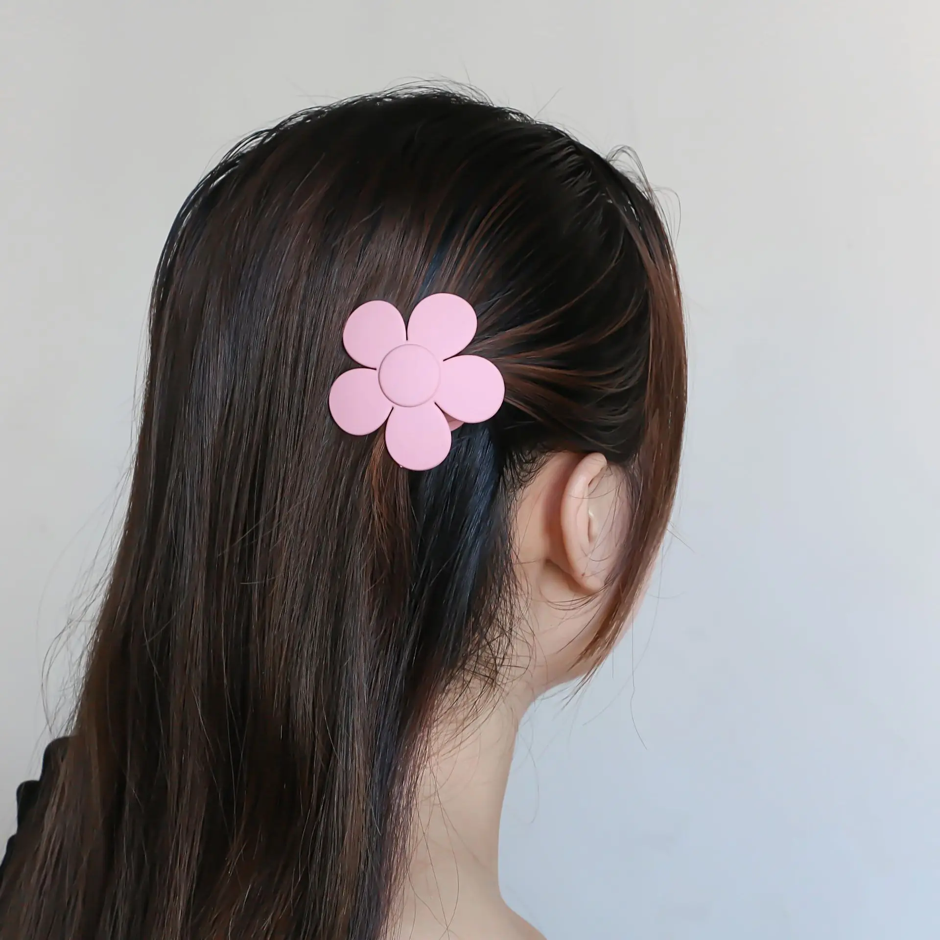 RARA 5.5CM Ins Hot Sale Hair Accessories Wholesale Flower hair clip Frosted Medium Plastic Hair claw and clips