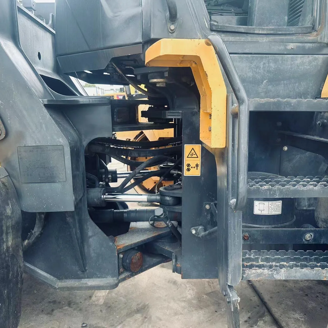 High Quality LIUGONG 856 Front Wheel Loader Best Quality Used China Construction Equipment