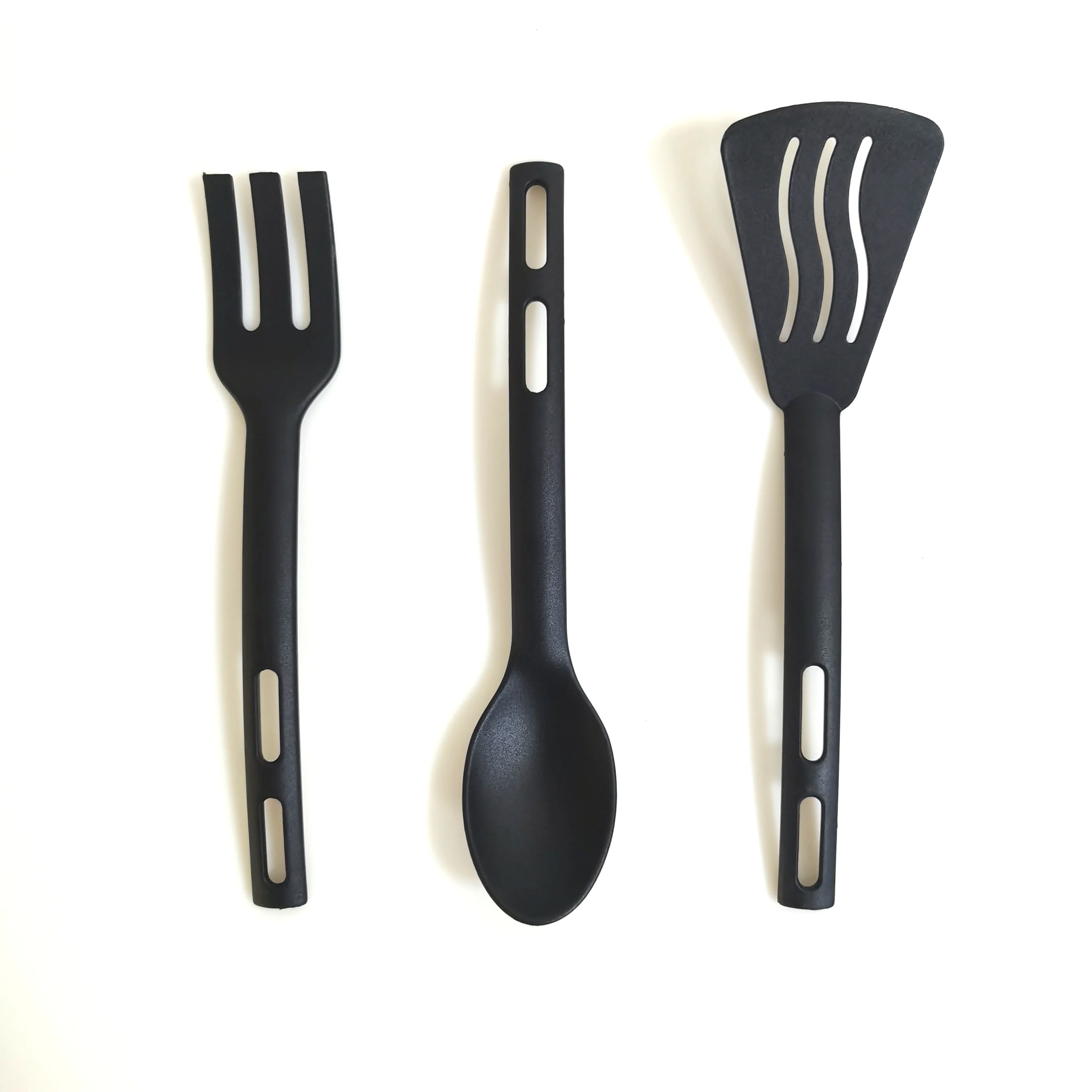 2021 hot sale kitchen utensil nylon kitchen utensil heat-resistant fork and spoon turner 3-piece set