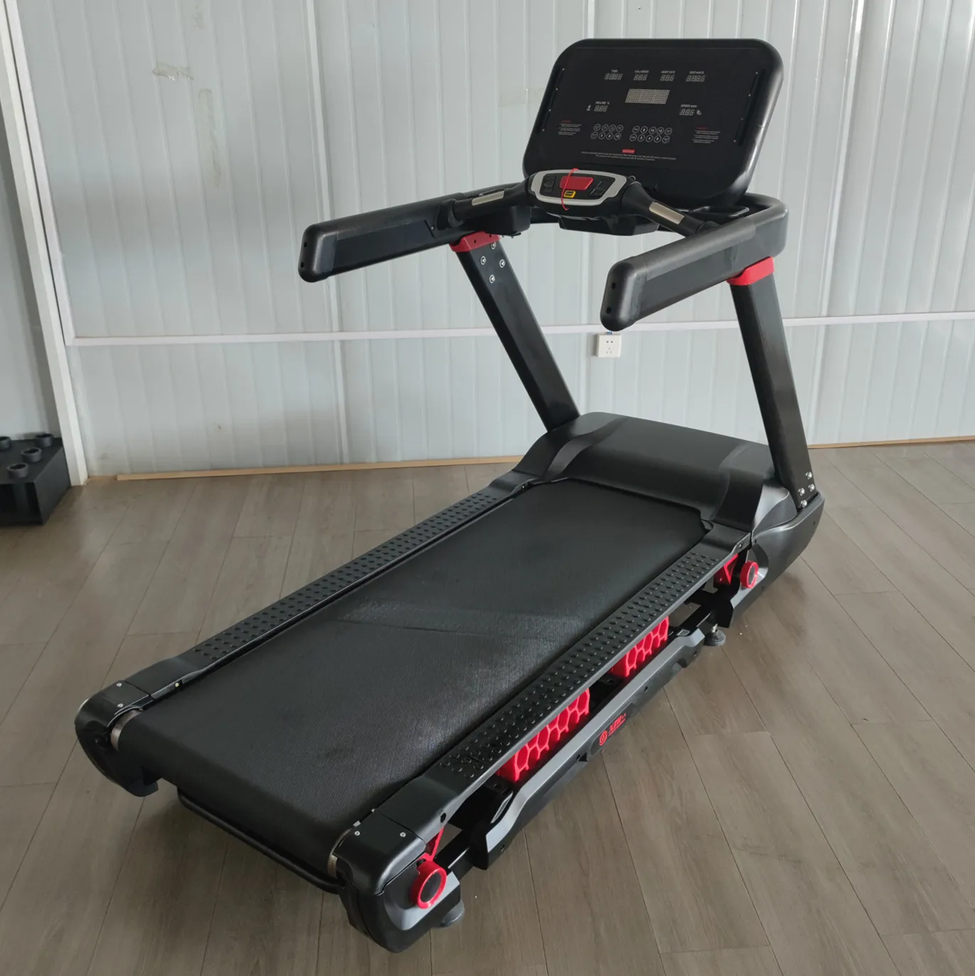 China Factory Directly Sale Cardio Commercial Treadmill Fitness Walking Running Machine