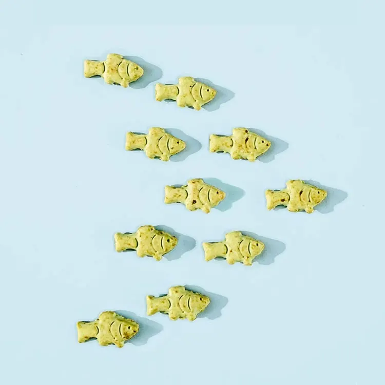 Cat Snacks Small Fish Biscuits Nutritional Teeth Grinding Young Cat Adult Cat Grass Biscuits Hair