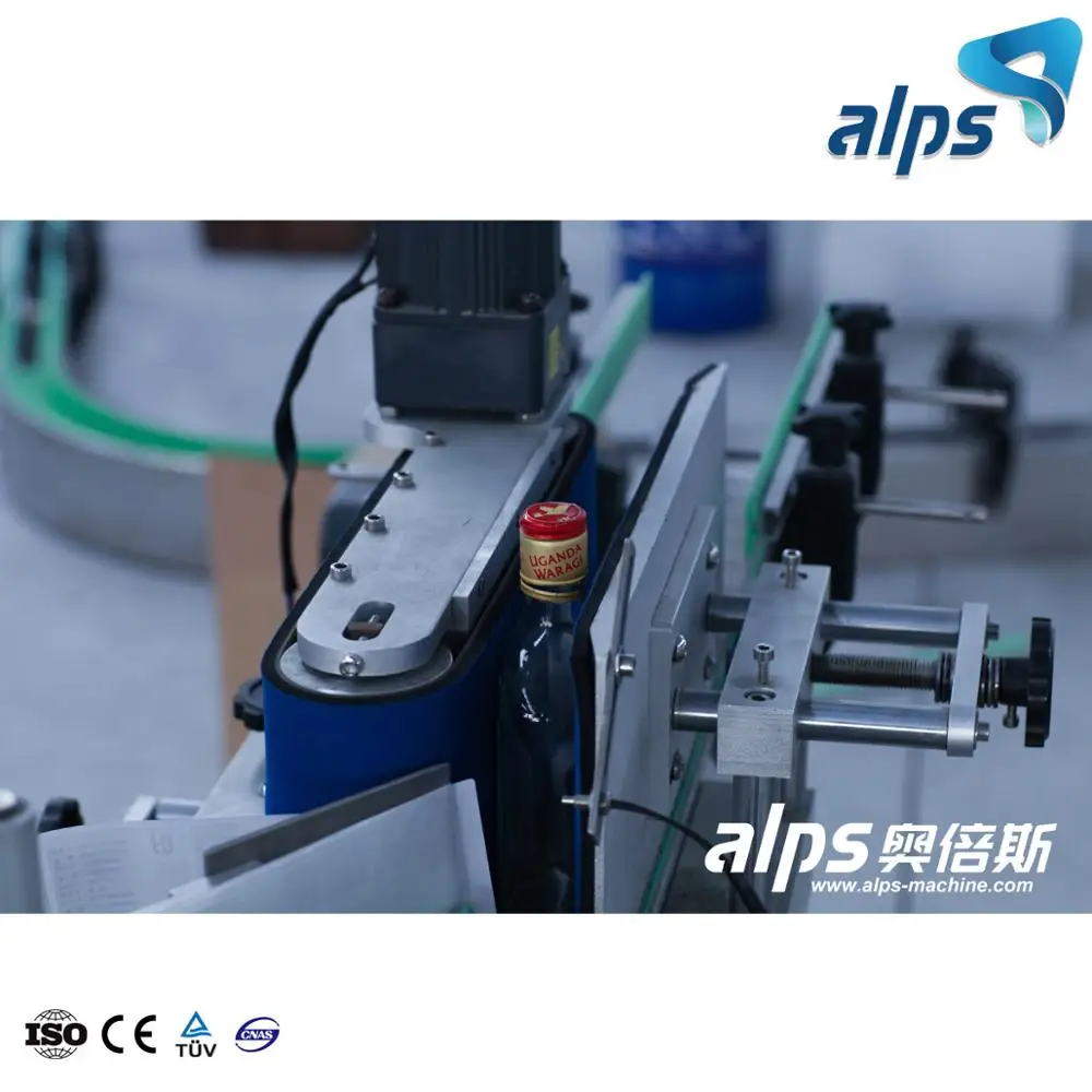 Good Price High Quality Flat Bottle Labeling Machine / Round Bottle Labeller Applicator