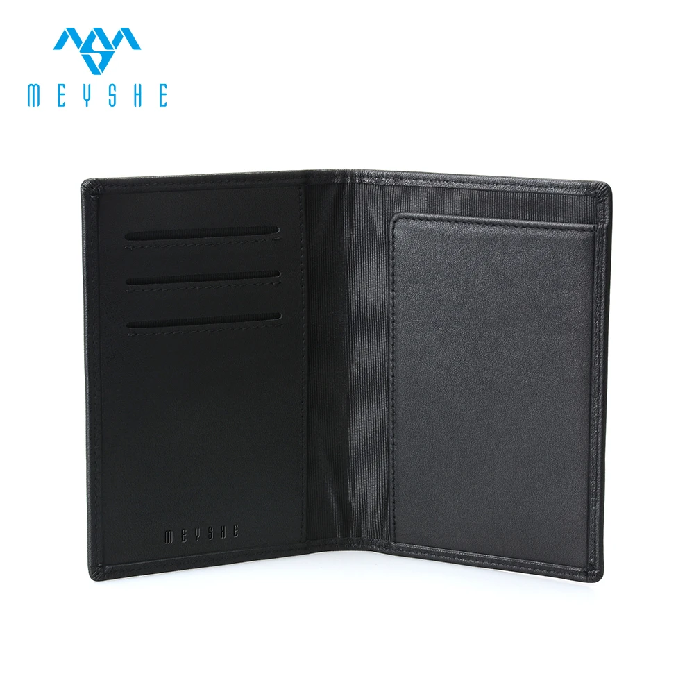 High Quality Customised Genuine Leather VIP Card and Passport Cover Factory Price Fashionable Bag with Customisable Logo