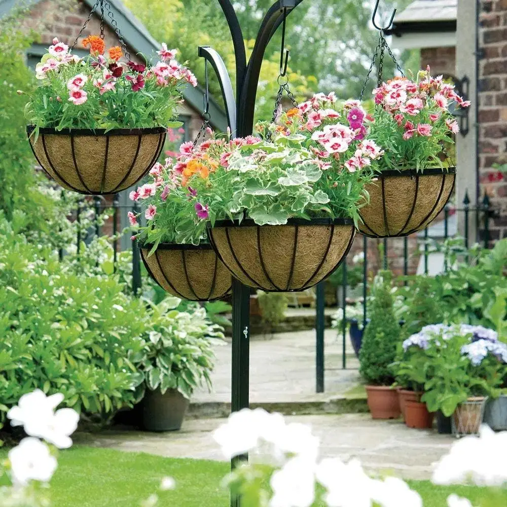 Eco-friendly 14 Inch Coconut Fiber Flowerpot Iron Hanging Planter Basket Decorative Baskets With Coco Coir