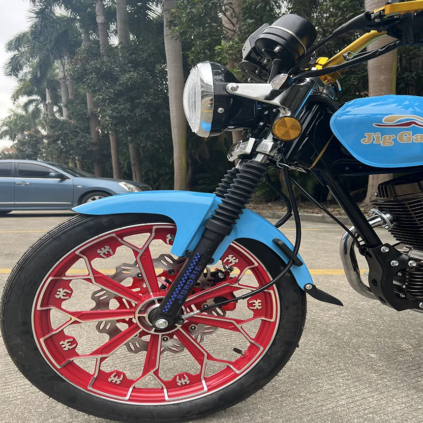 South America CG150 CG200 gasoline motorcycle with high condition,we can make DIY CG model