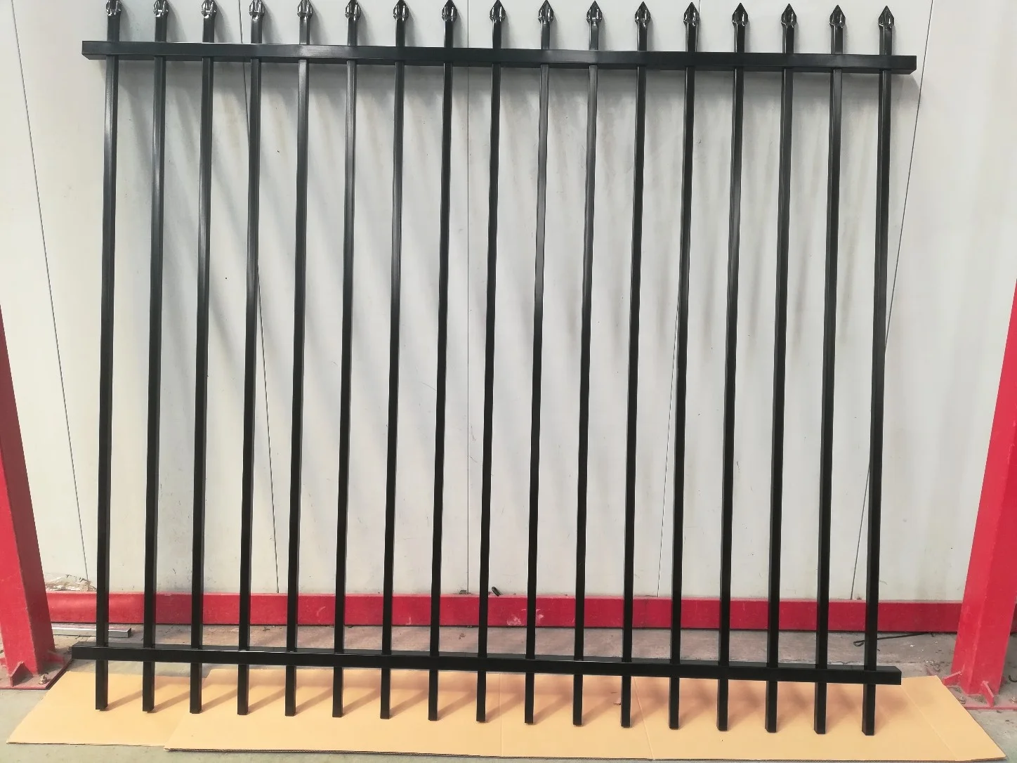 Wholesale Picket Top Garden Steel Fence Panel