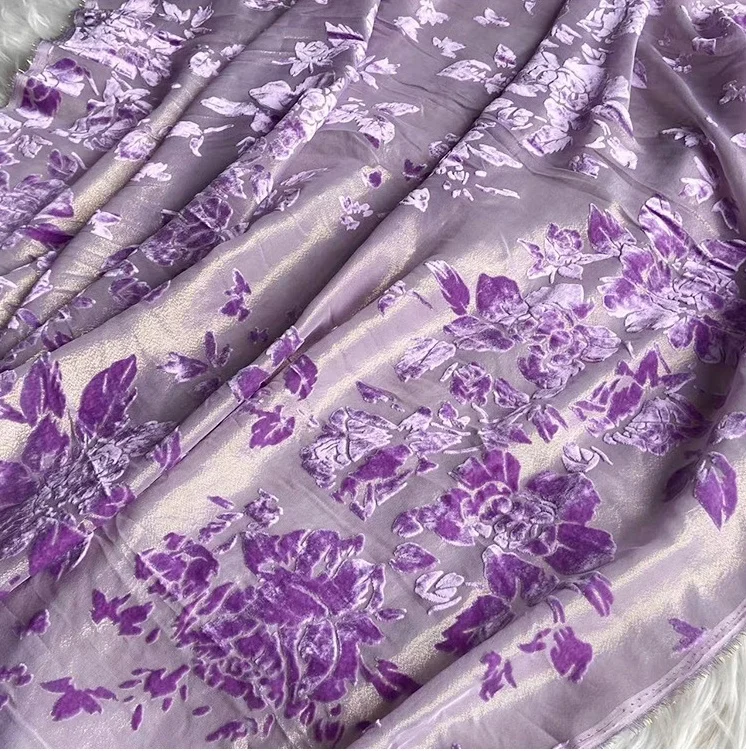12mm Silk golden metallic woven basic ground rayon burnt out velvet fabric for ladies fashion shirts, tops, dress