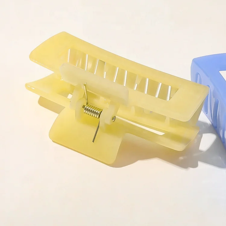 Classic Style 9 CM large size Minimalist Jelly Color Hair Claw for Women hair clip hair accessories