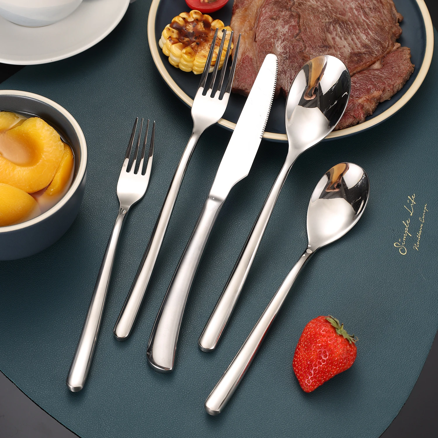 New Arrival Food Grade Stainless Steel Spoon And Fork Sets Silver Flatware Silverware Hotel Restaurant Cutlery Set