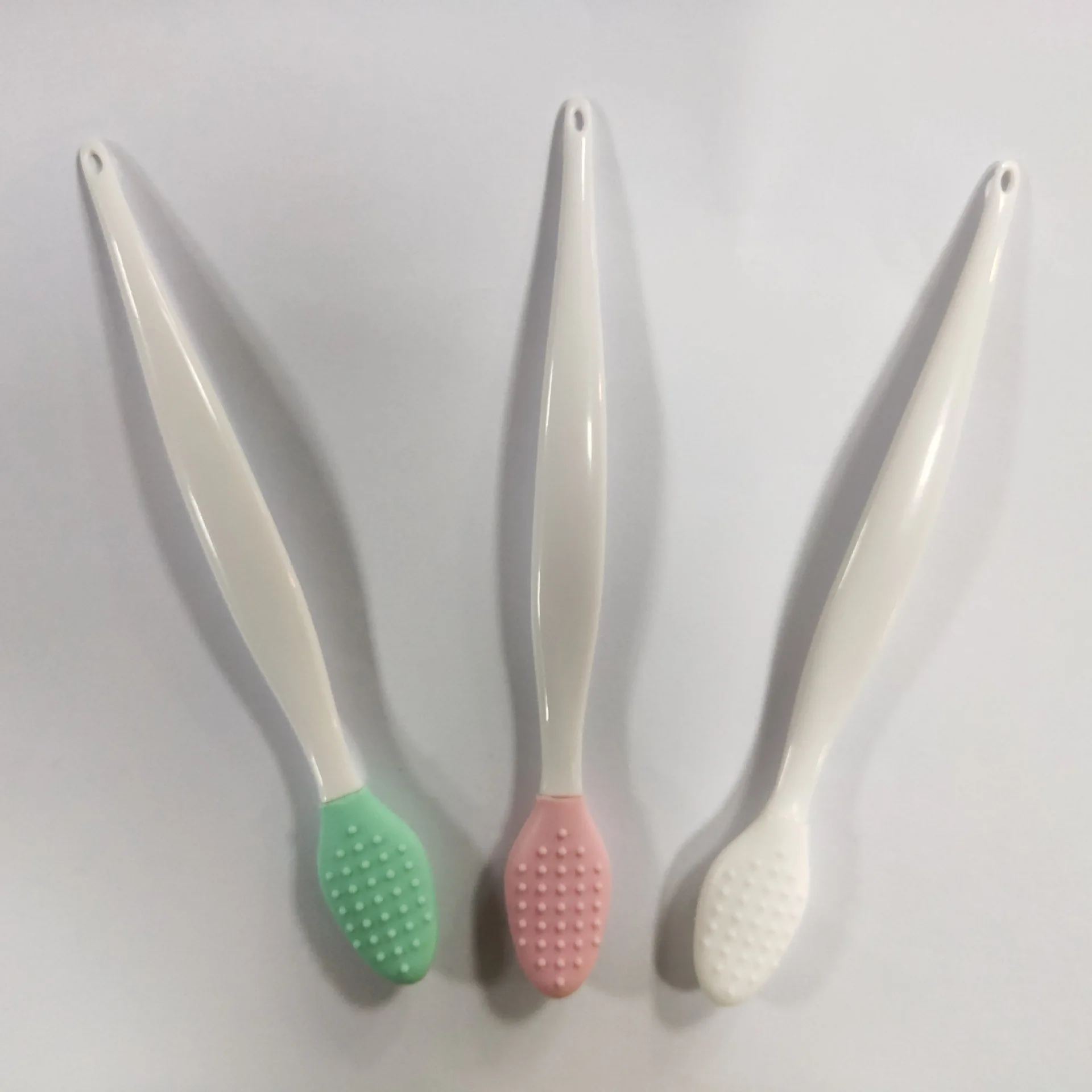 Hot Selling Multifunction Personal Care Silicone Scrub Lip Exfoliator Brush