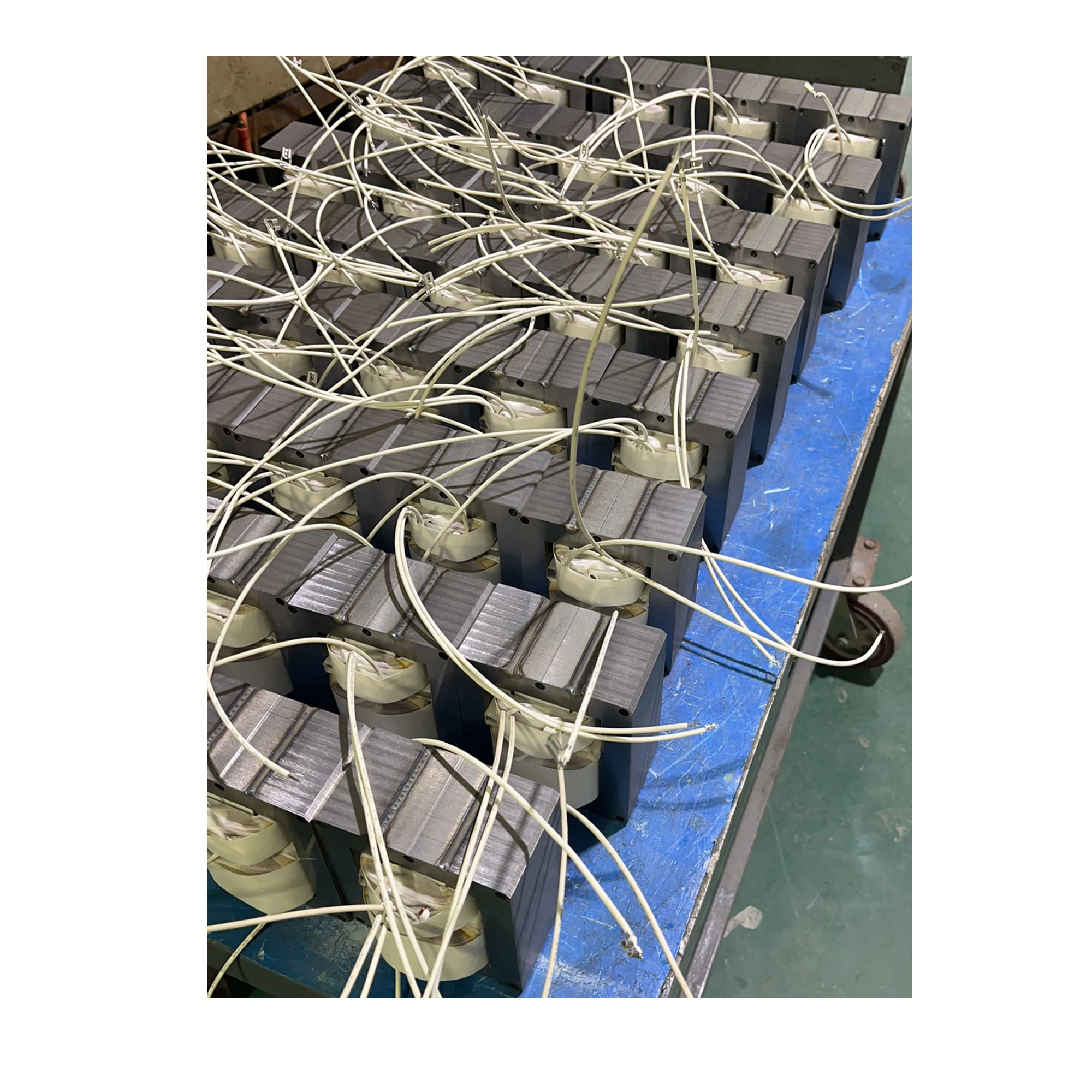 Multi-Volt 120-208-240-277V 60Hz  1000W CWA Metal Halide Lamps Magnetic Ballast