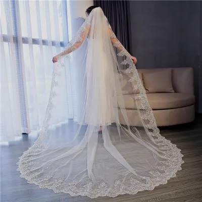 
Vintage Lace Trim Long Wedding Veil 5*3m Pure White Bridal Veil For bride Use 
